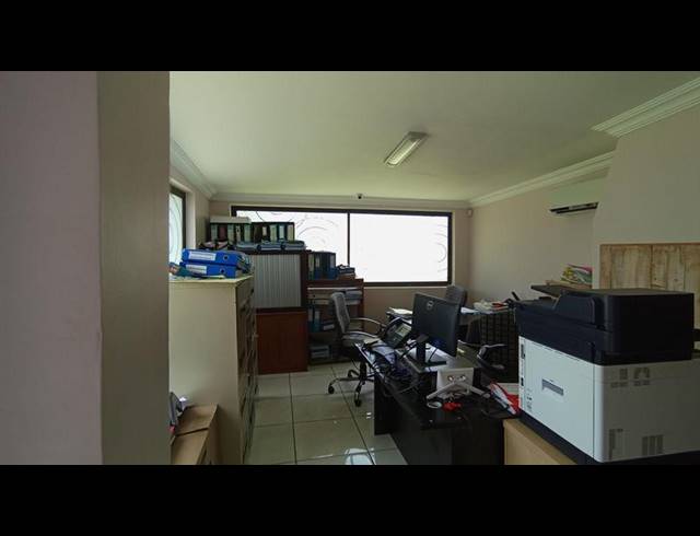 5 BEDROOM HOUSE FOR SALE IN ROOIHUISKRAAL